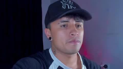 Snapshot of boylatin_777 chatting on September 16, 7:53 am miguel  online show from September 16, 7:53 am