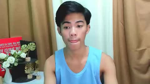 HI IM JAMES DONT FORGET GIVE ME THUMBS UP AND JOIN TO MY FANCLUB online show from November 6, 9:29 pm