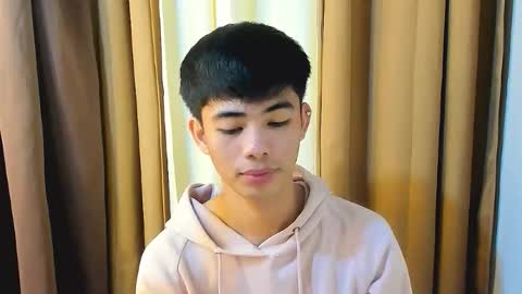 HI IM JAMES DONT FORGET GIVE ME THUMBS UP AND JOIN TO MY FANCLUB online show from January 13, 9:30 pm