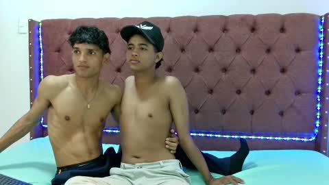 ALEX - TAYLER  -MIKE online show from February 10, 2:26 pm