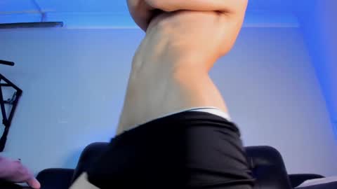 Snapshot of boysweet_boys chatting on February 20, 10:15 pm Paul and Max online show from February 20, 10:15 pm