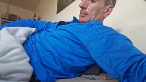 boytyp online show from April 3, 6:21 am