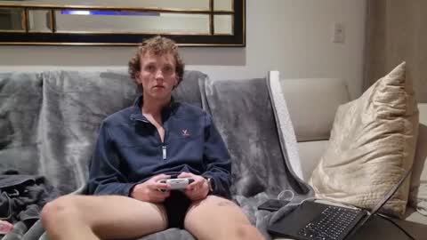 Boyyhb online show from December 22, 1:36 am