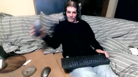 Snapshot of bponie1 chatting on September 11, 1:26 am bponie1 online show from September 11, 1:26 am