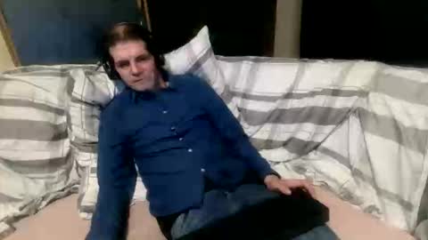 Snapshot of bponie1 chatting on September 21, 2:23 am bponie1 online show from September 21, 2:23 am