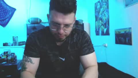 brad hot boy online show from June 25, 5:17 pm