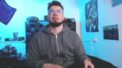 brad hot boy online show from July 10, 2:15 am