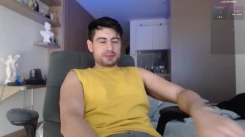 Snapshot of bradley_muscle chatting on September 26, 7:00 pm Bradley online show from September 26, 7:00 pm