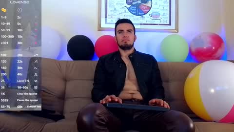 Bradley Colton Independ Model online show from December 16, 3:00 pm