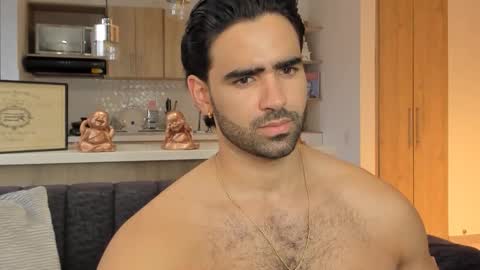 bradleymartin7 online show from December 20, 10:17 pm