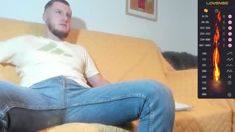 Call me Alex online show from December 11, 9:42 am