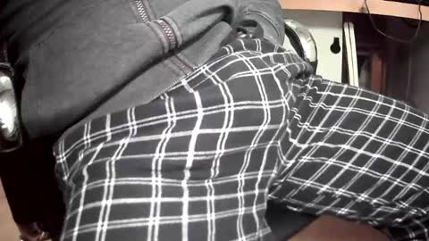 bram27370 online show from December 30, 6:53 am