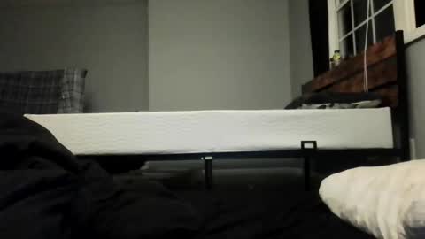 brandon255225 online show from April 19, 2:55 am