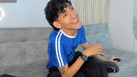 Alejandro Motta online show from December 14, 1:50 am