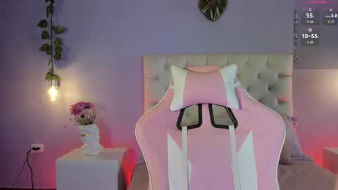 Snapshot of brann_tadzio chatting on February 3, 12:25 pm   online show from February 3, 12:25 pm