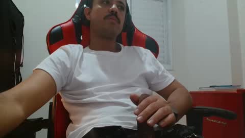 brasilianonca online show from April 26, 9:55 pm