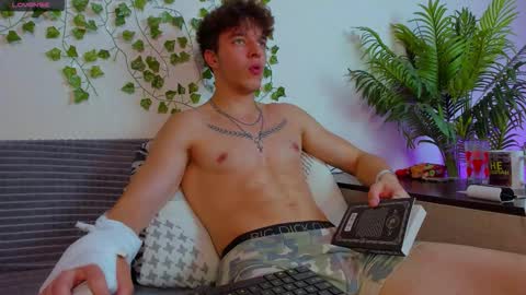 Johny Bravo online show from October 26, 2:52 pm