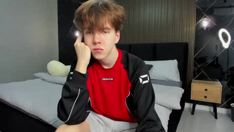 Snapshot of braxiboy chatting on January 12, 9:40 am Brax online show from January 12, 9:40 am