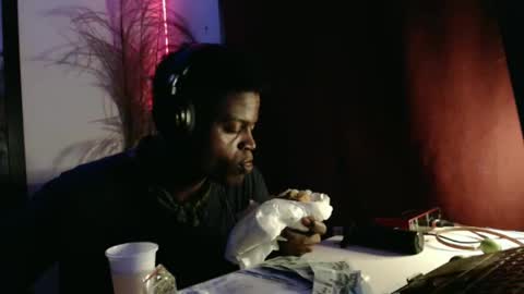 brayan1111x online show from April 7, 3:17 am