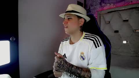 BRAYAN online show from April 28, 4:06 am