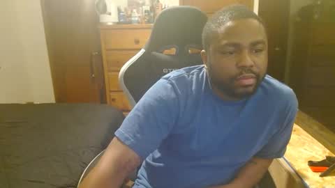 Breadw1nnah online show from February 3, 7:35 am