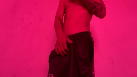 breanexe online show from October 11, 1:04 pm