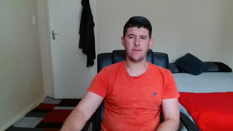 ask me lol online show from November 11, 6:29 am