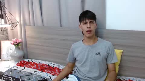 Esteban online show from February 17, 12:21 am