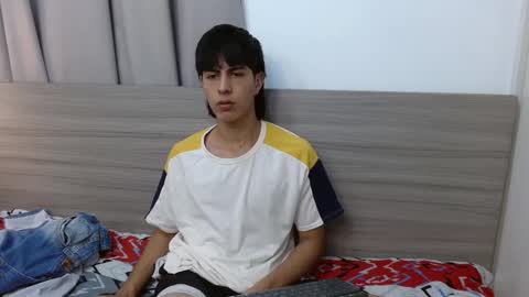 Esteban online show from February 12, 1:09 am