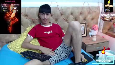 Esteban online show from March 7, 2:36 am