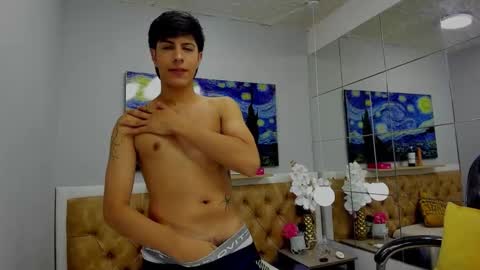 Esteban online show from September 13, 1:17 am