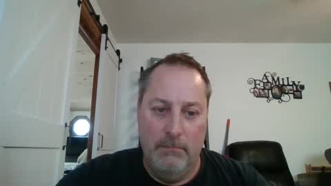 Snapshot of brettsky chatting on December 15, 4:59 pm hey online show from December 15, 4:59 pm