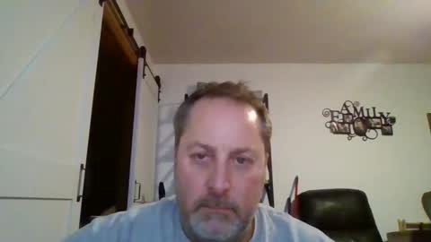Snapshot of brettsky chatting on December 30, 10:45 pm hey online show from December 30, 10:45 pm