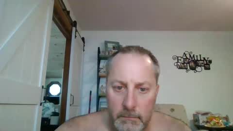 Snapshot of brettsky chatting on September 24, 9:35 pm hey online show from September 24, 9:35 pm