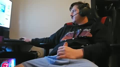 brian7891012 online show from January 18, 7:16 pm