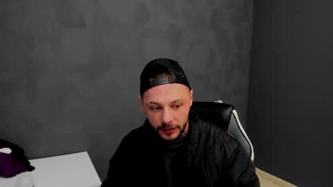 Brian online show from March 8, 6:52 am