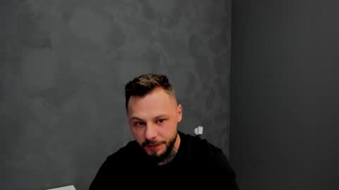 Brian online show from December 3, 6:24 am