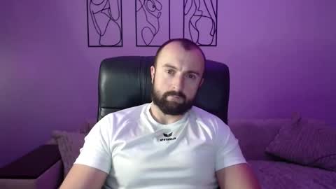 brindlefly69 online show from October 18, 11:59 am