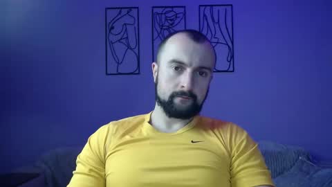 brindlefly69 online show from December 30, 11:37 am