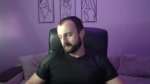 brindlefly69 online show from September 20, 12:16 pm