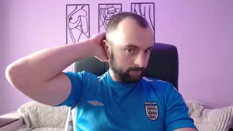 brindlefly69 online show from February 3, 11:31 am