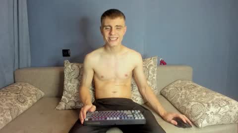 bristlebback online show from September 12, 4:51 pm