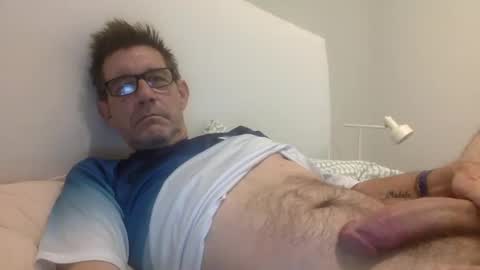 brital100 online show from December 3, 10:15 am