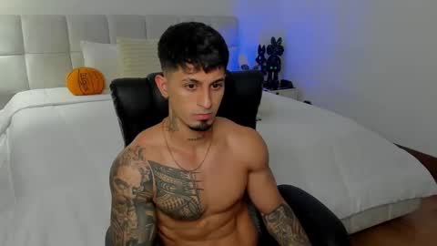 brody_dallas1 online show from October 22, 2:37 am