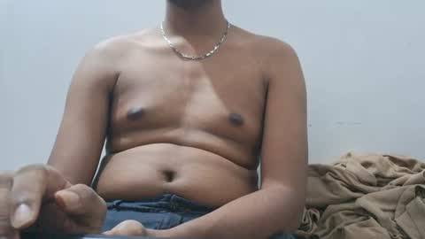 brownguy2505 online show from June 25, 11:48 am
