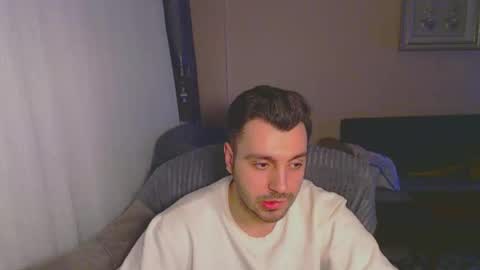 Snapshot of brownhaiir chatting on February 28, 4:53 pm brownhaiir online show from February 28, 4:53 pm