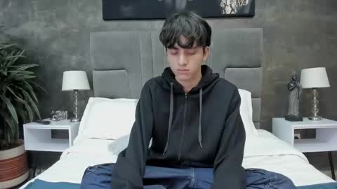 Bruce Hans online show from October 14, 12:12 pm