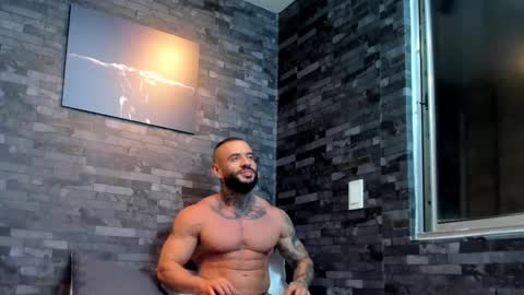 brucedallas online show from October 12, 12:26 am