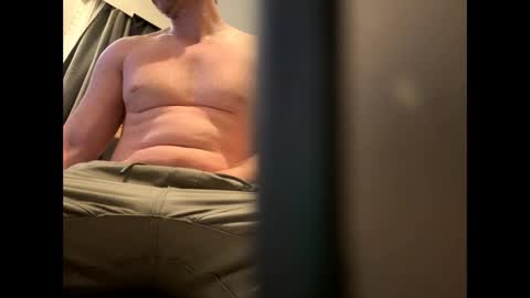 brucelogan80 online show from January 6, 2:15 am