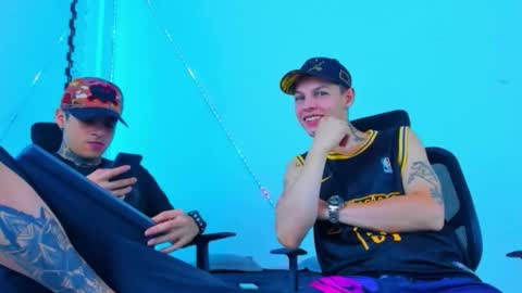 Snapshot of bruno_wild chatting on October 6, 12:59 am Bruno wild online show from October 6, 12:59 am